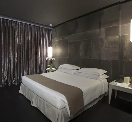 Grand De La 5*