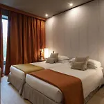 Hotel Grand De La 5*