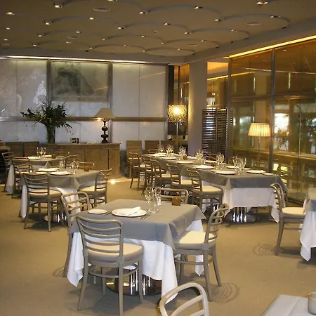מלון Grand De La 5*