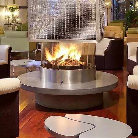 Ξενοδοχείο Grand De La 5*