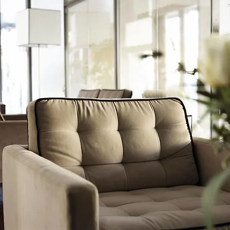 Grand De La 5* Parma