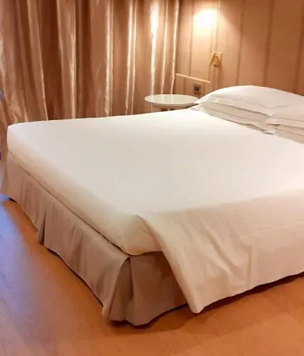 Grand De La Hotel 5*