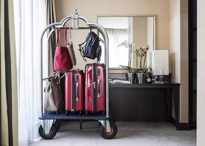 德拉别墅大酒店 5* 帕爾馬