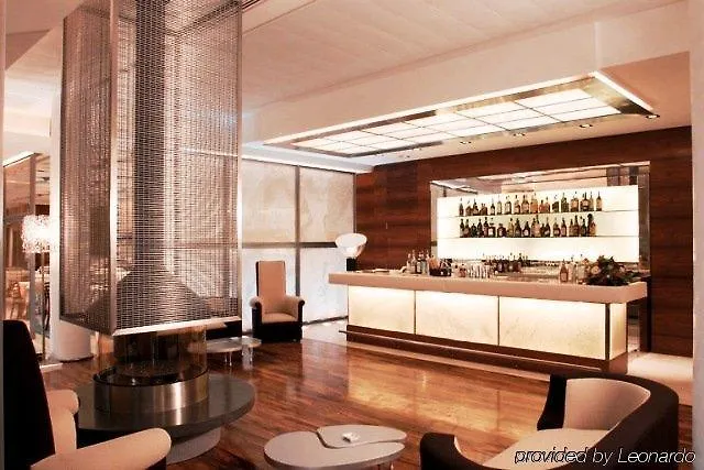 Grand De La 5*