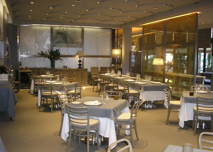 Hotel Grand De La 5*