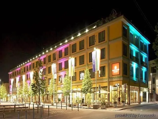 Hotel Grand De La 5*