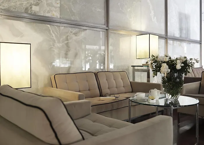 Hotel Grand De La 5*