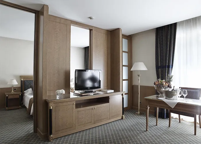 德拉别墅大酒店 酒店 5*