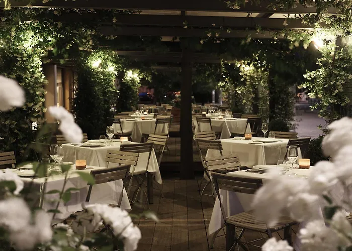 德拉别墅大酒店 酒店 5*