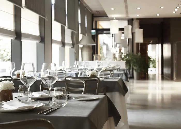 德拉别墅大酒店 酒店