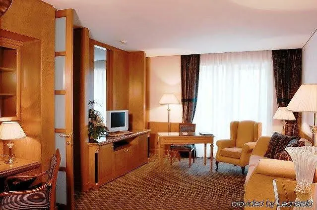 Szálloda Grand De La 5*